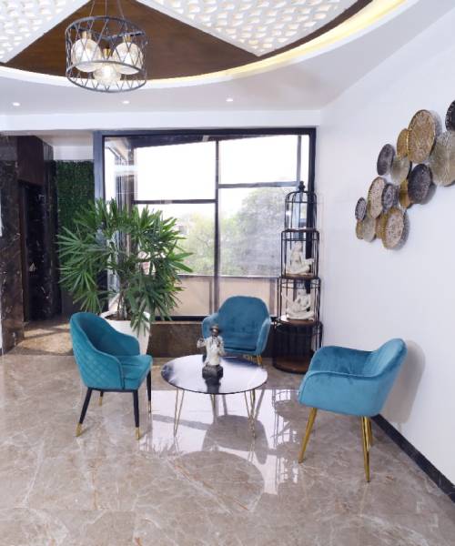 hotels in agra